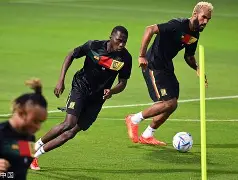 九游(中国)- 法兰克福vs门兴格拉德巴赫 